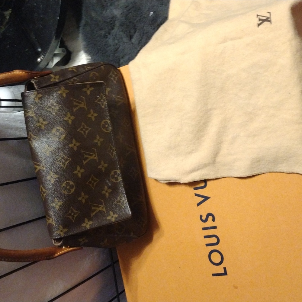 Authentic Louis Vuitton - Picture 8 of 8